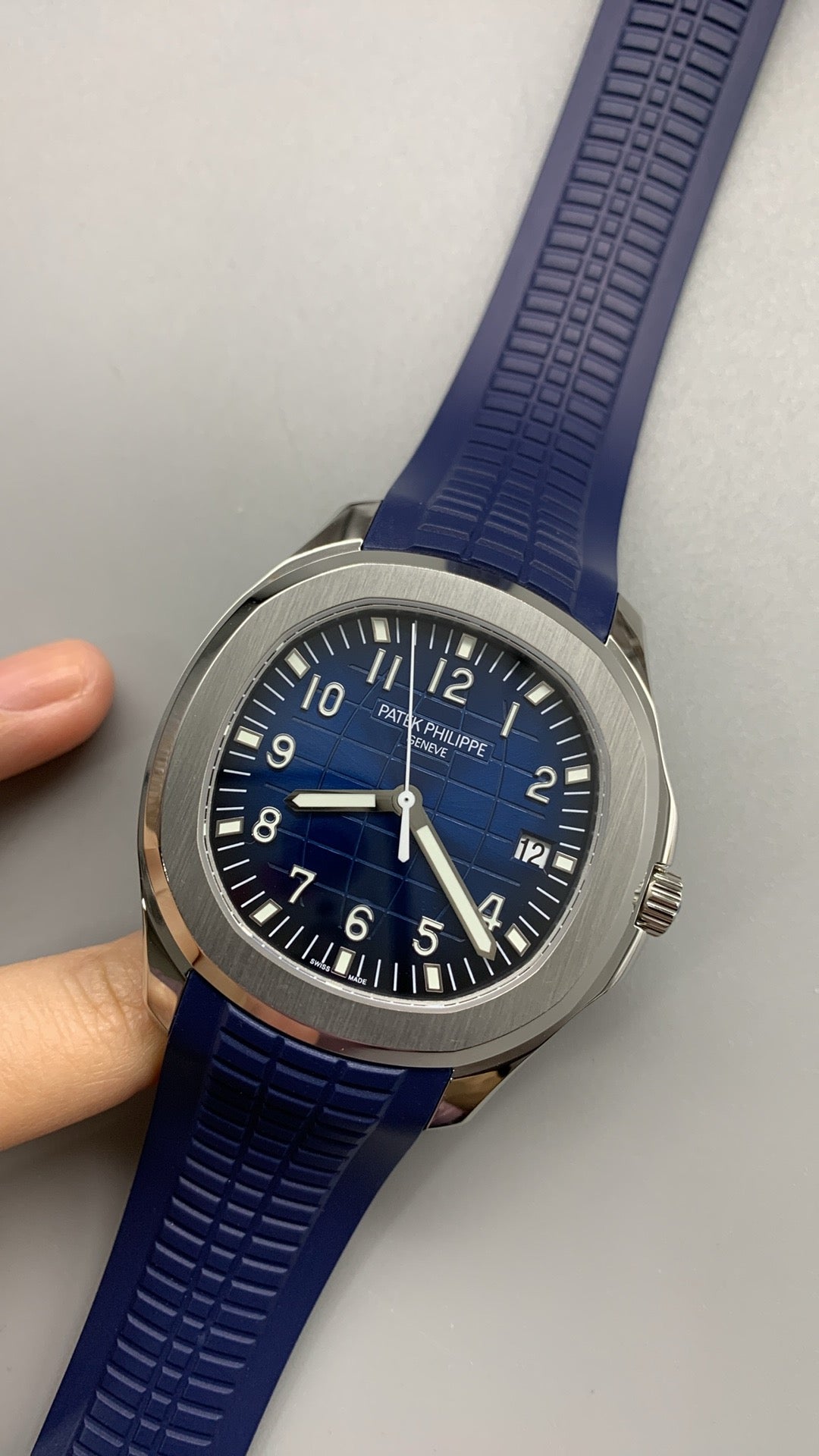 Patek Philippe Aquanaut 3285 V3 – 5168G-001 White Gold Blue Dial (2025)