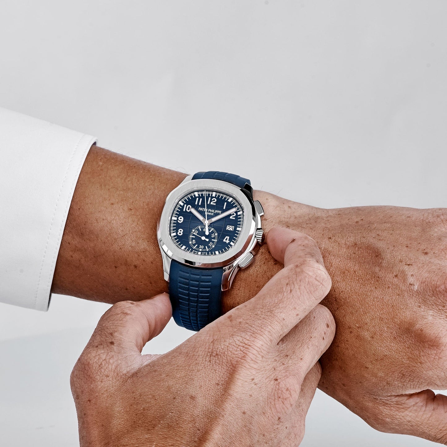 Patek Philippe Aquanaut 3285 V3 – AAA+ 5968G-001 White Gold Blue Dial (2025)